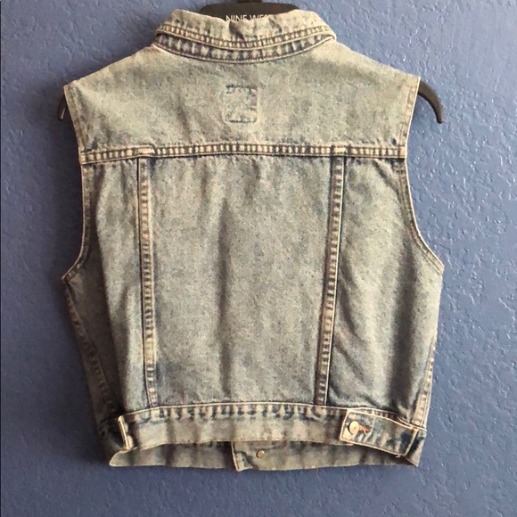 Jean jacket - Picture 2 of 3